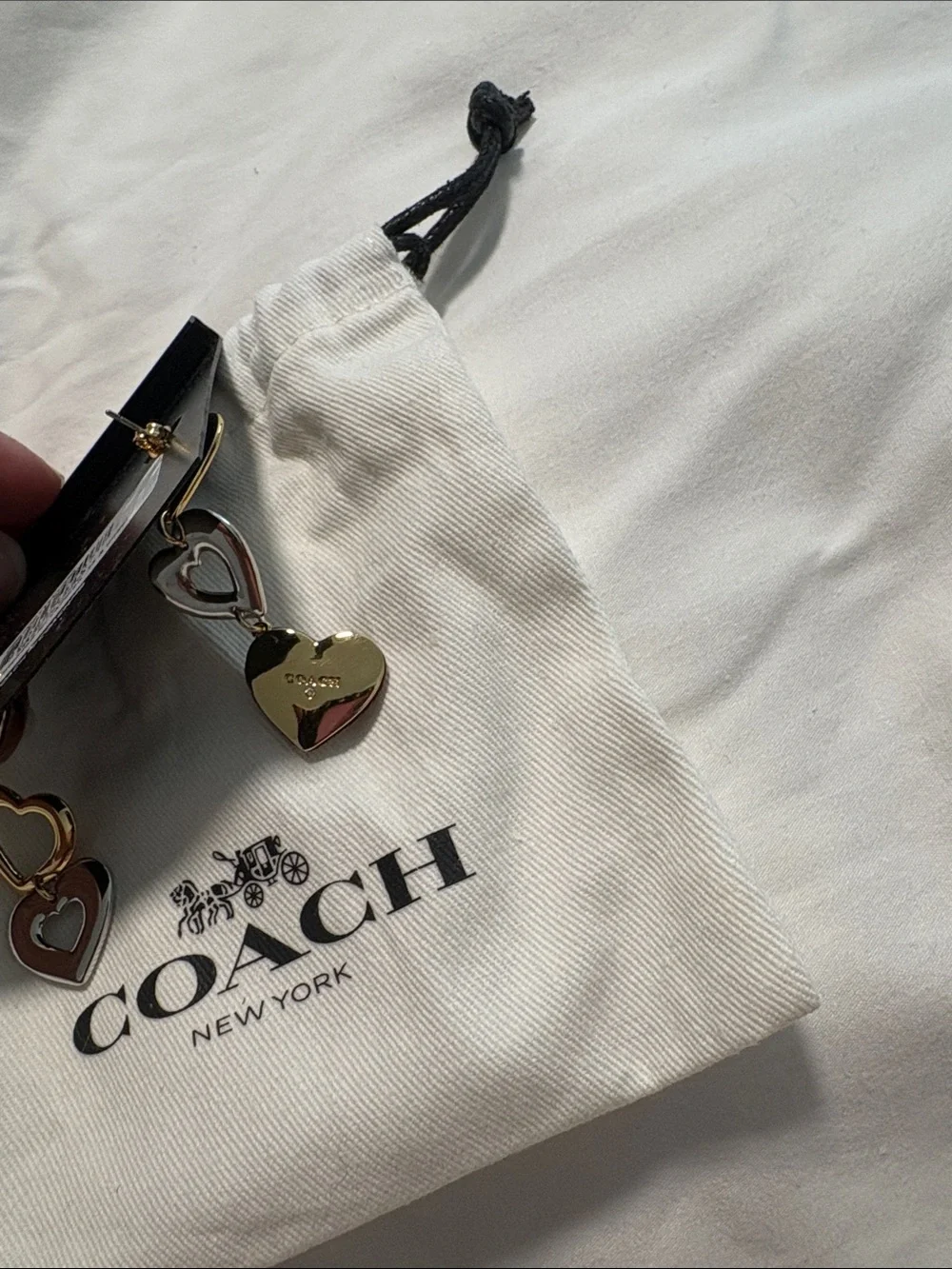 SOLD COACH NWT Dangle Heart Tricolor Earrings With Dustbag - Picture 5 of 6
